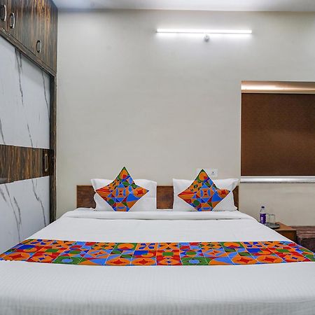 Fabhotel Perams Grand Inn - Hitech City Hajdarábád Exteriér fotografie