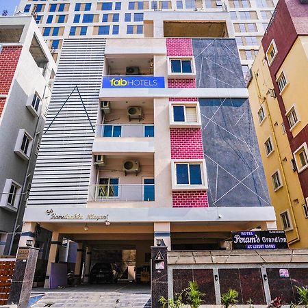 Fabhotel Perams Grand Inn - Hitech City Hajdarábád Exteriér fotografie