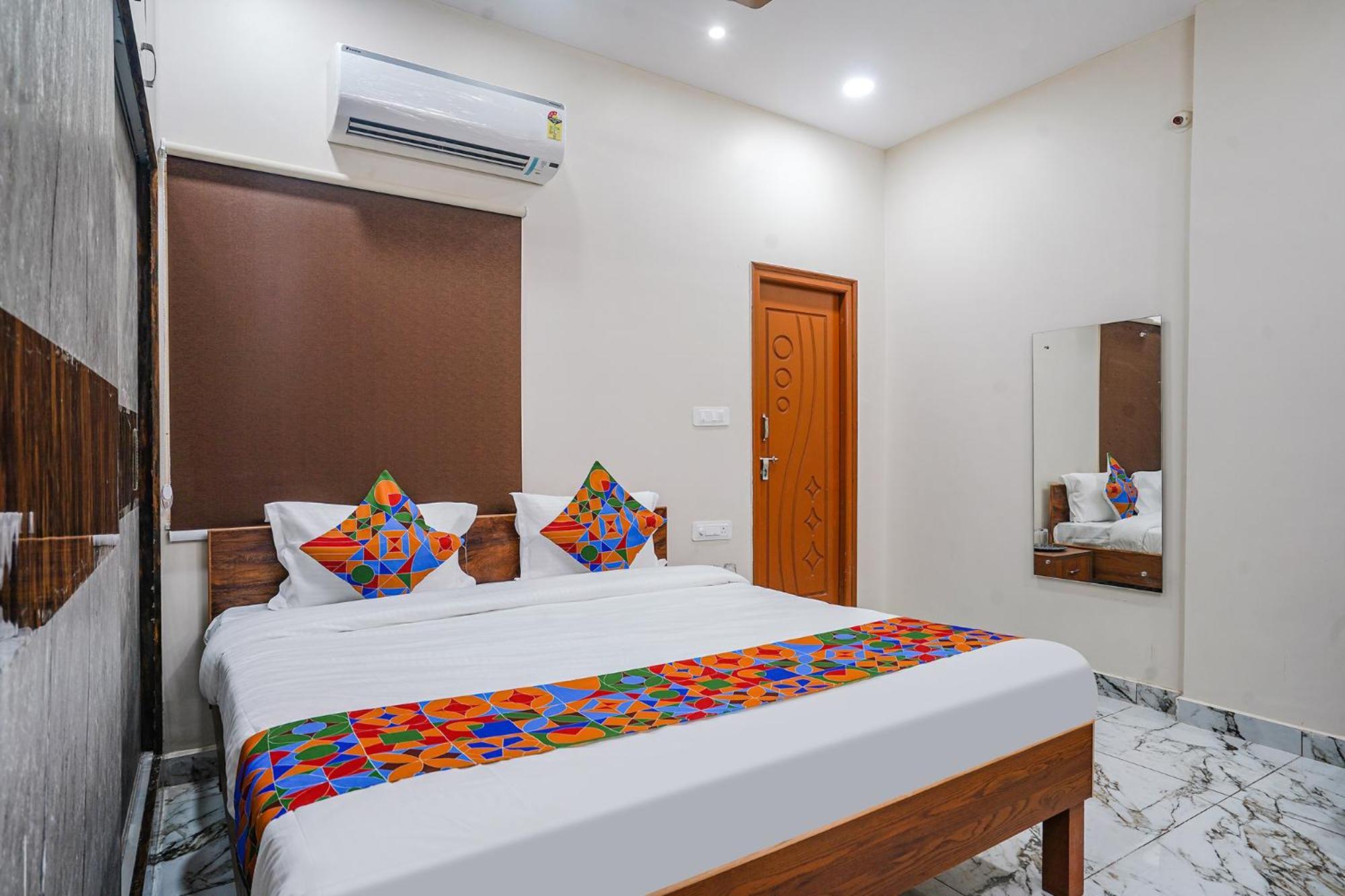 Fabhotel Perams Grand Inn - Hitech City Hajdarábád Exteriér fotografie