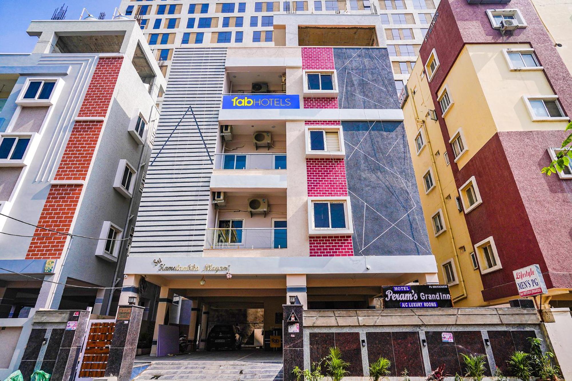 Fabhotel Perams Grand Inn - Hitech City Hajdarábád Exteriér fotografie