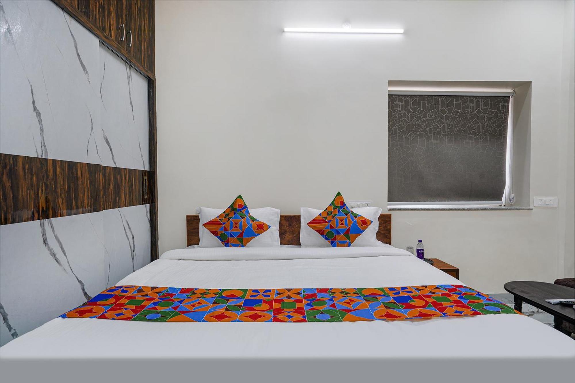 Fabhotel Perams Grand Inn - Hitech City Hajdarábád Exteriér fotografie